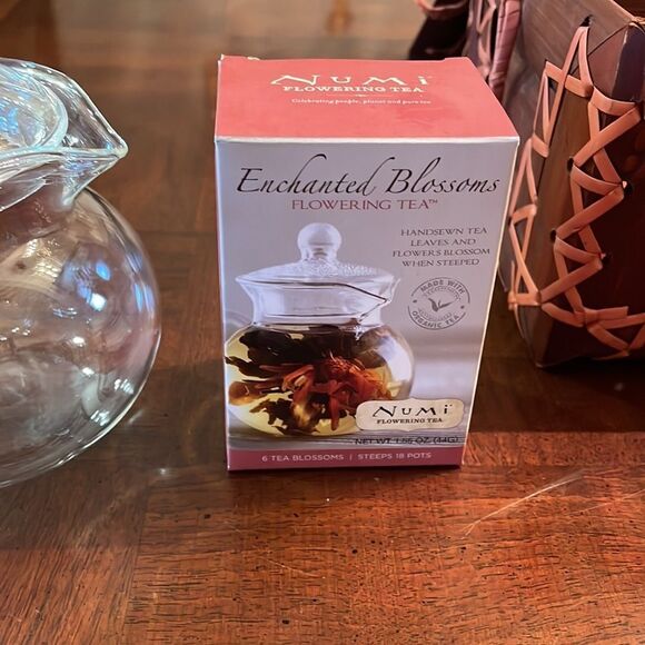 Numi Flowering 16 oz. Glass Clear Teapot with Storage Box Organic - Picture 10 of 15